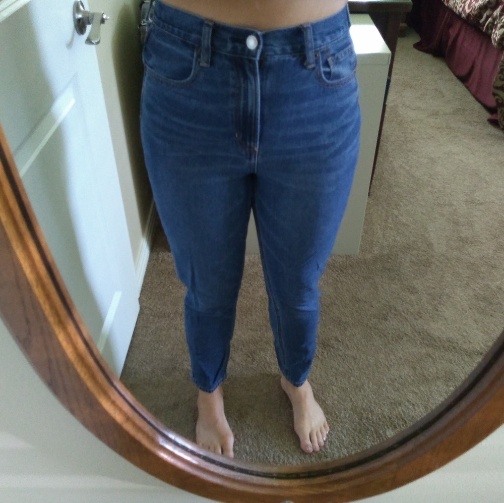 American Eagle Mom jeans